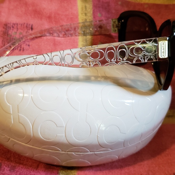 2 pairs of  Authentic Coach sunglasses - Picture 2 of 8